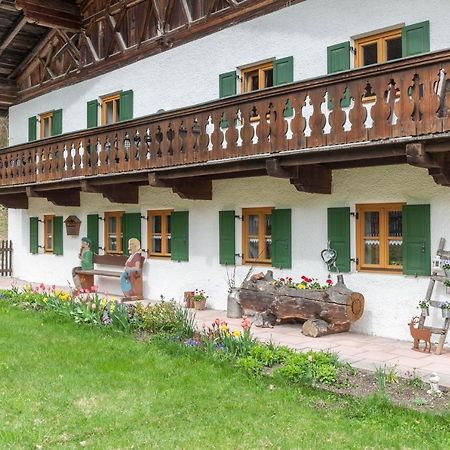 Haus Niklos - Wank Грайнау Экстерьер фото