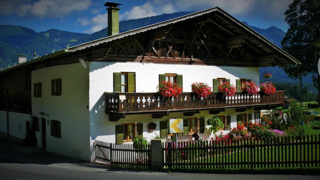Haus Niklos - Wank Грайнау Экстерьер фото