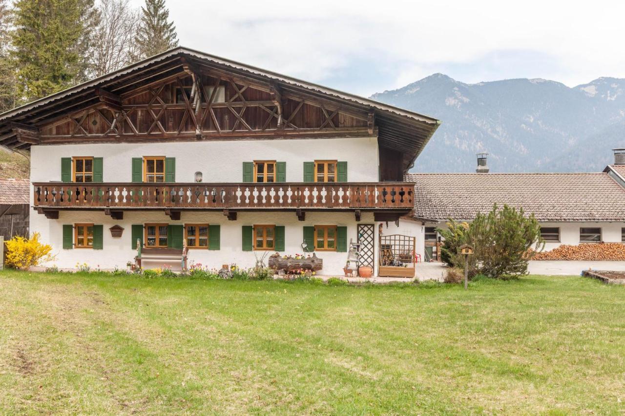 Haus Niklos - Wank Грайнау Экстерьер фото