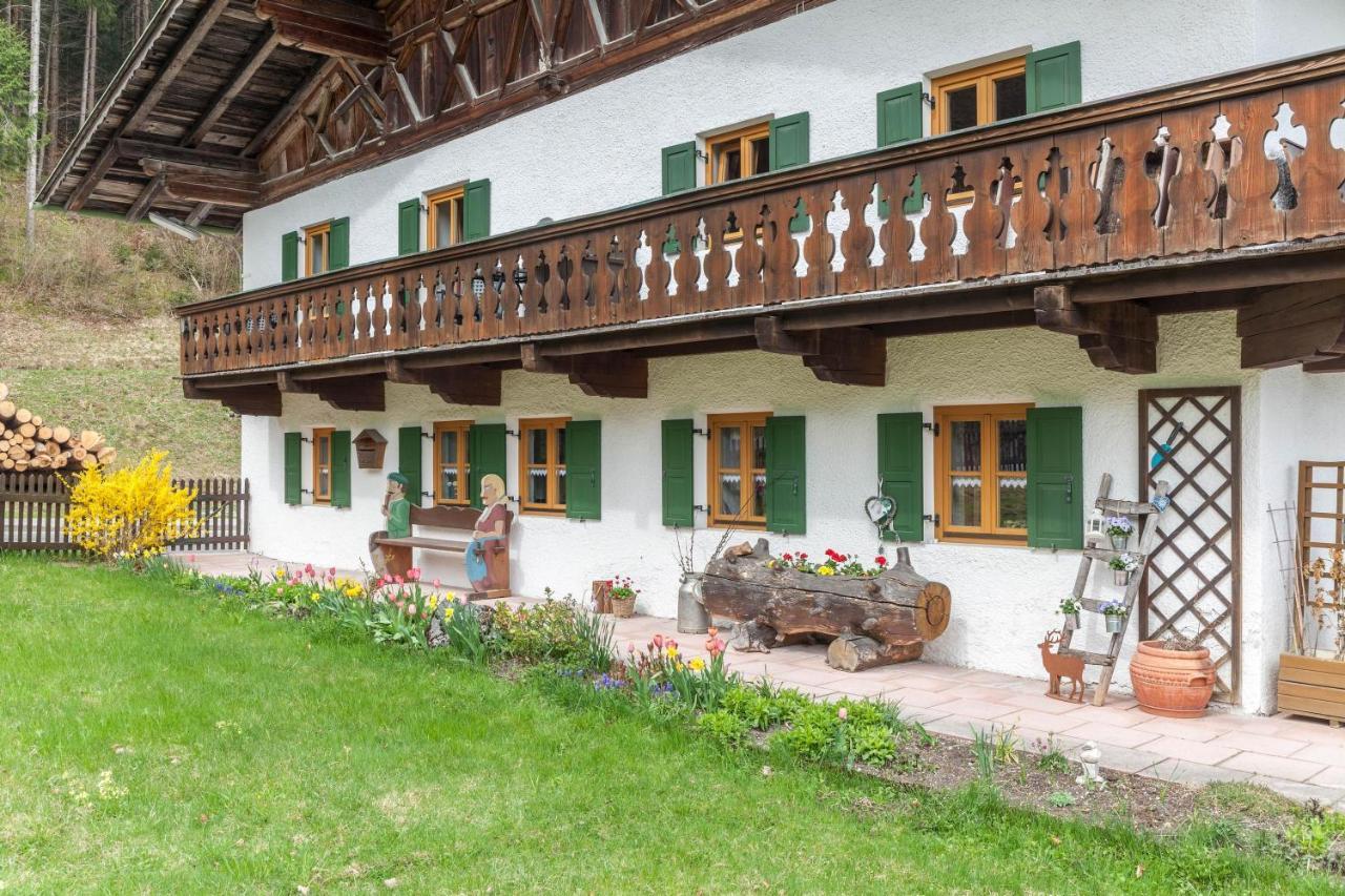 Haus Niklos - Wank Грайнау Экстерьер фото